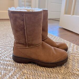 Ugg Midcalf Boot Chestnut Women Size 9